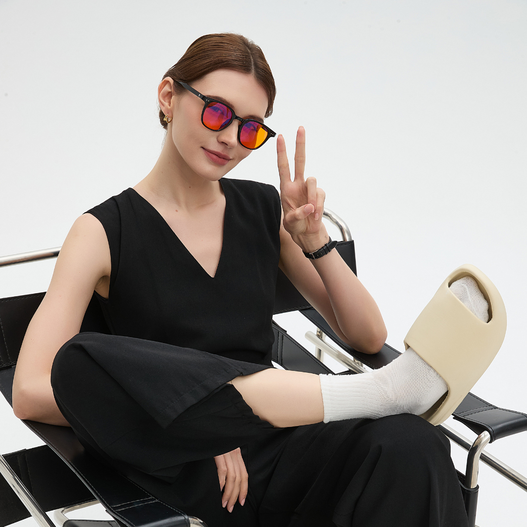 Newton – Focus Glasses · Daytime Protection